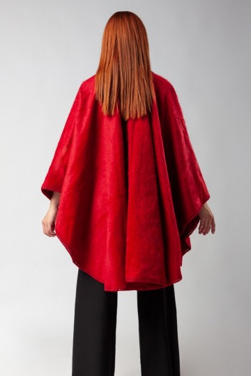Alpaca cape peru red 1