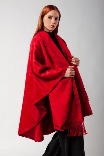 Alpaca cape peru red
