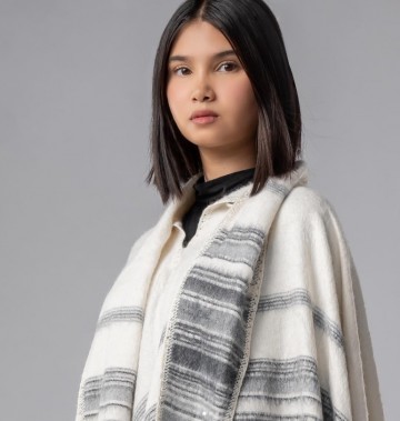 Alpaca wol poncho