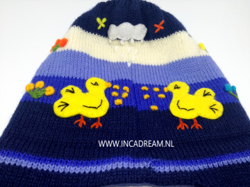 Strickmütze mit ohrenklappen blau