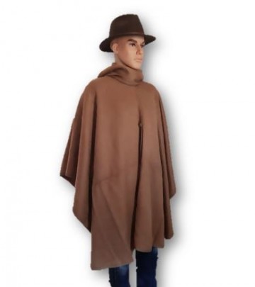 Bruin alpaca poncho 0