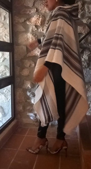 Poncho  26