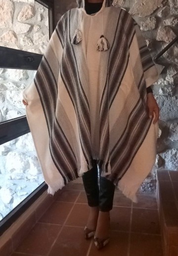Poncho  32