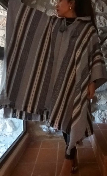 Poncho  38