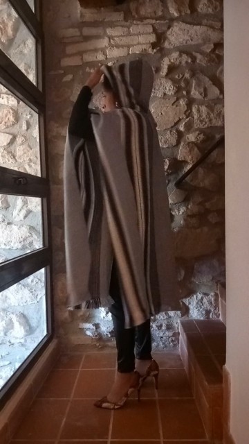 Poncho  46